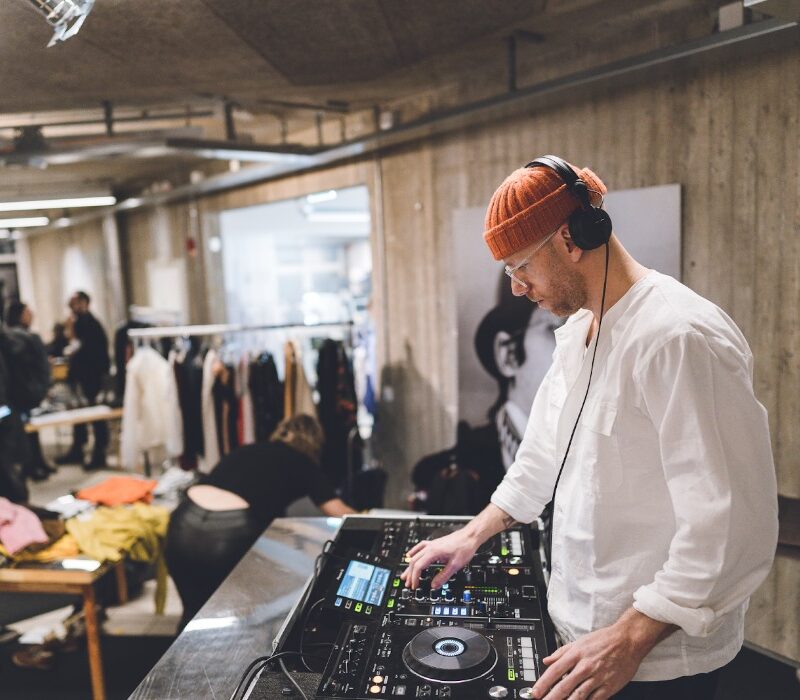 DJ på A house i stockholm